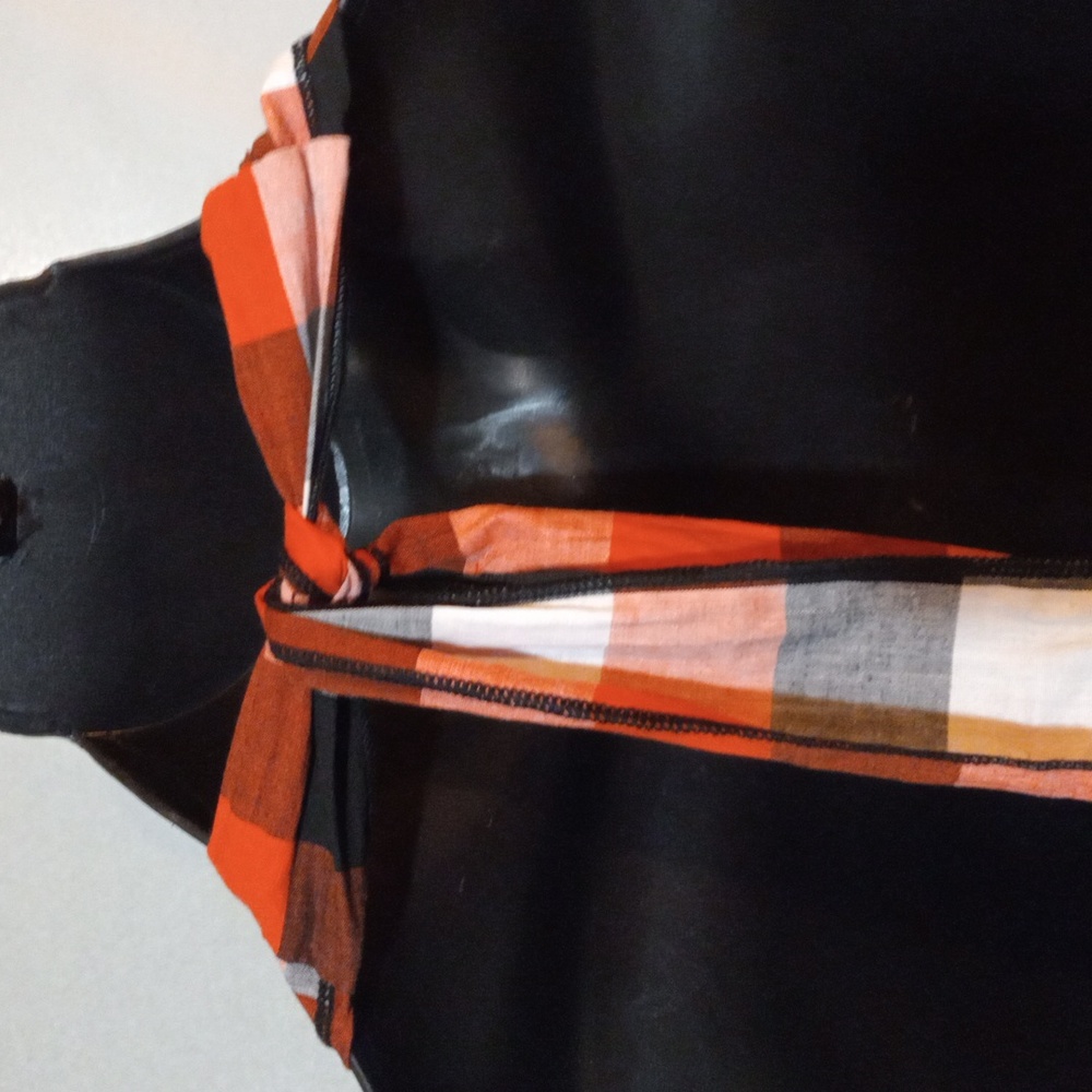Celine halter top - Picture 7 of 8